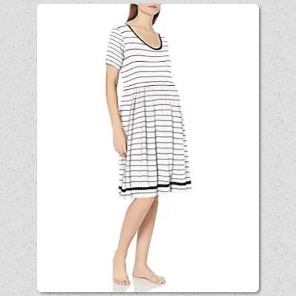 Rosie Pope Women's Short Sleeve Empire Waist Slip M - Picture 1 of 6